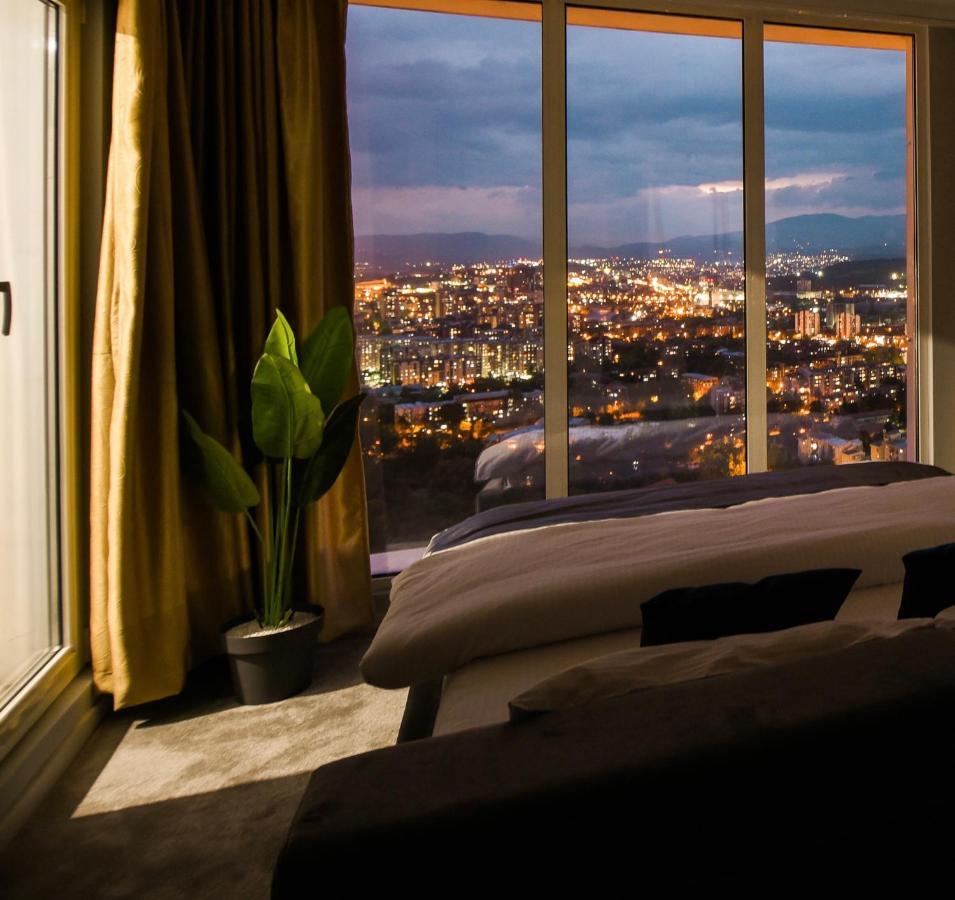 Sky Deluxe 3 Fitness & Spa Apartment สโกเปีย ภายนอก รูปภาพ